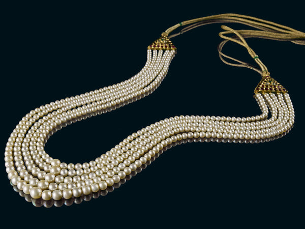 The Timeless Elegance of Pearl Jewelry: A Journey Through History