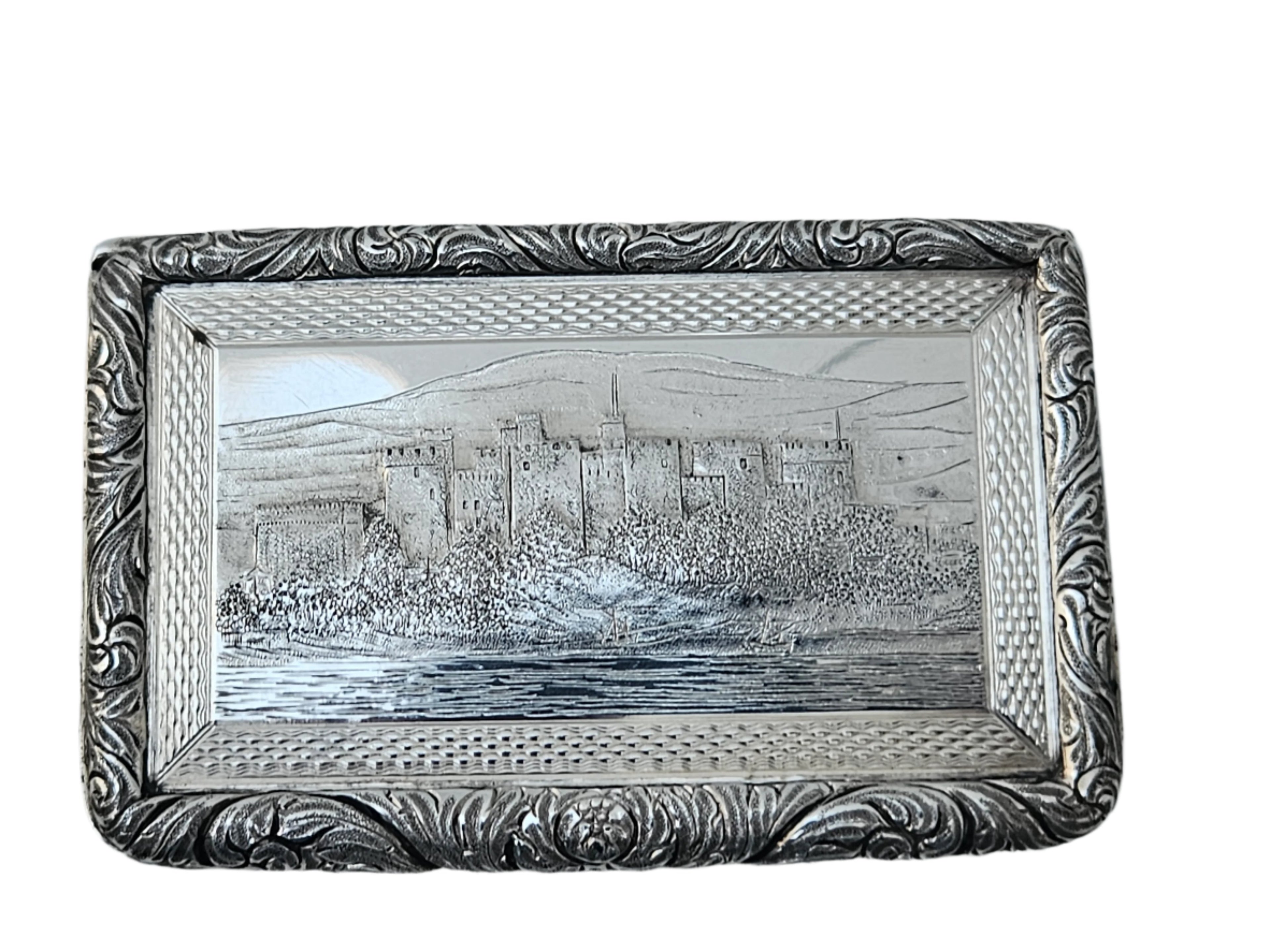 STERLING SILVER 19TH CENTURY ANTIQUE ENGLISH SNUFF BOX