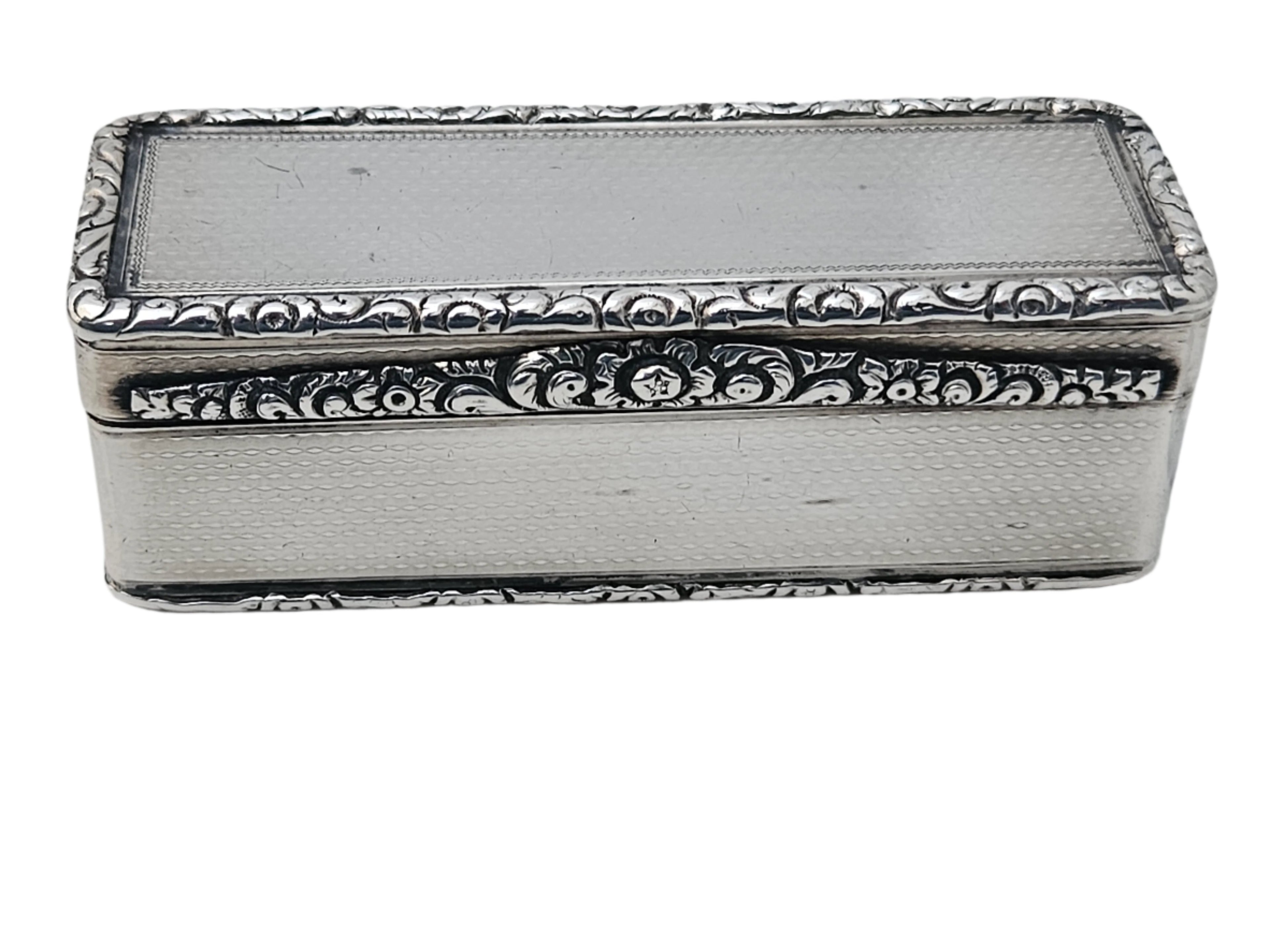 STERLING SILVER 19TH CENTURY ANTIQUE ENGLISH SNUFF BOX