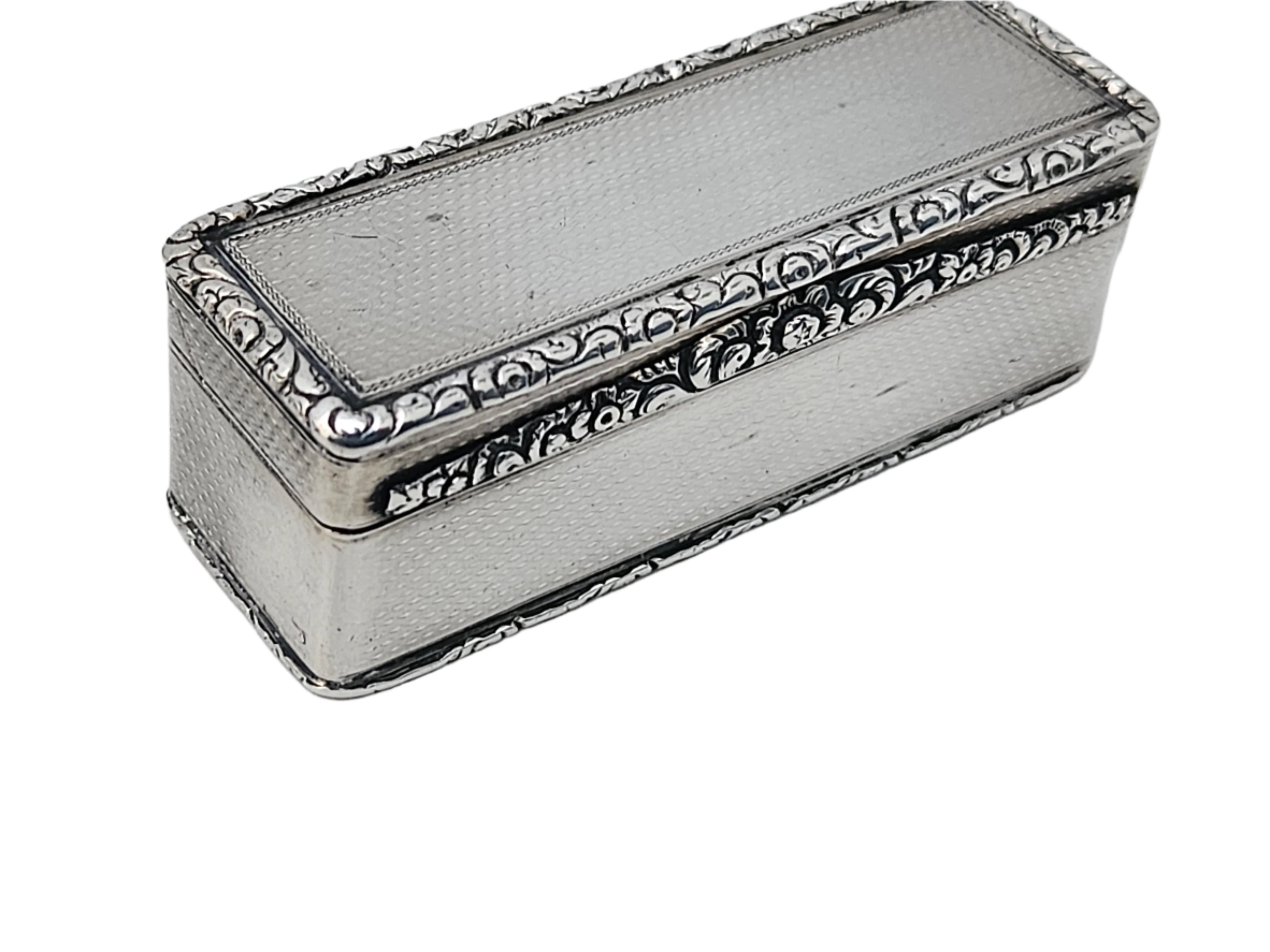 STERLING SILVER 19TH CENTURY ANTIQUE ENGLISH SNUFF BOX