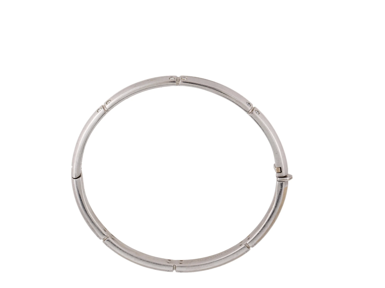 TIFFANY AND CO. 18K WHITE GOLD AND DIAMOND STATION HINGED BANGLE BRACELET