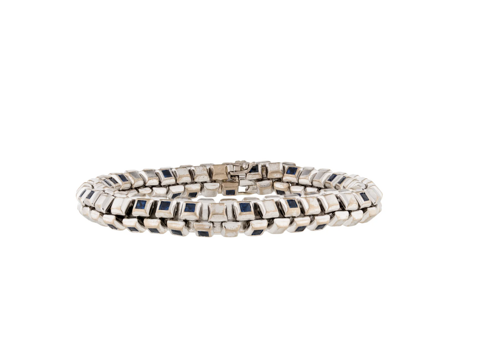 CUSTOM MADE 18K WHITE GOLD AND FACETED SQUARE CUT SAPPHIRE BRACELET