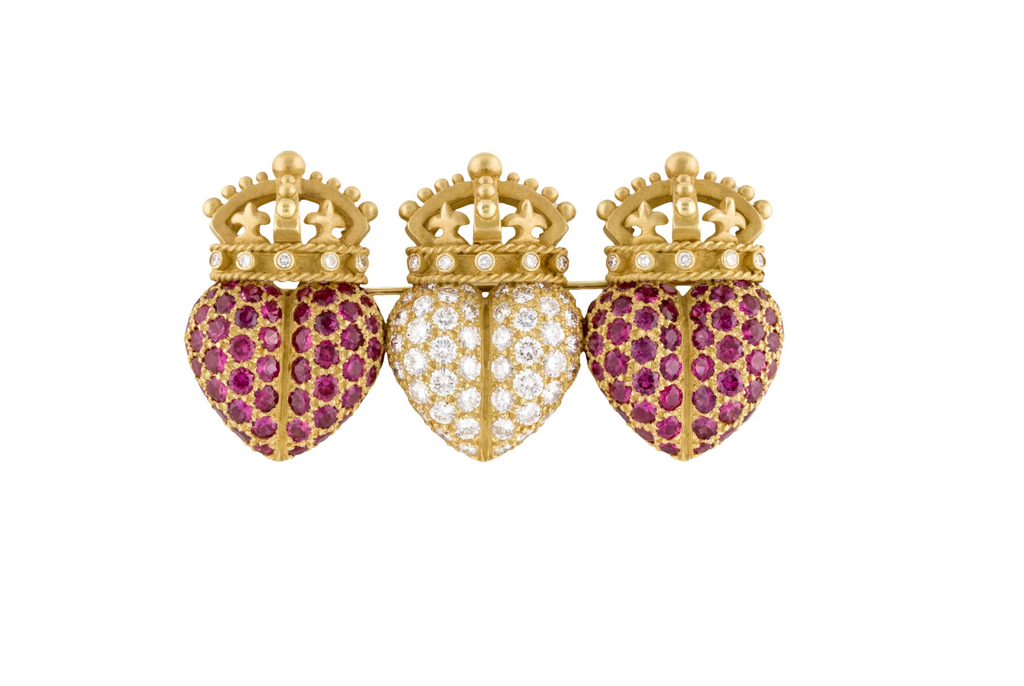 KIESELSTEIN CORD 18K YELLOW GOLD, DIAMOND AND RUBY HEART PIN BROOCH